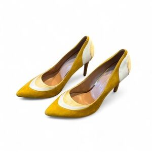 THINGS II COME NWOB Yellow White Color Block Leather Fabric Junna Toe Pump 7.5